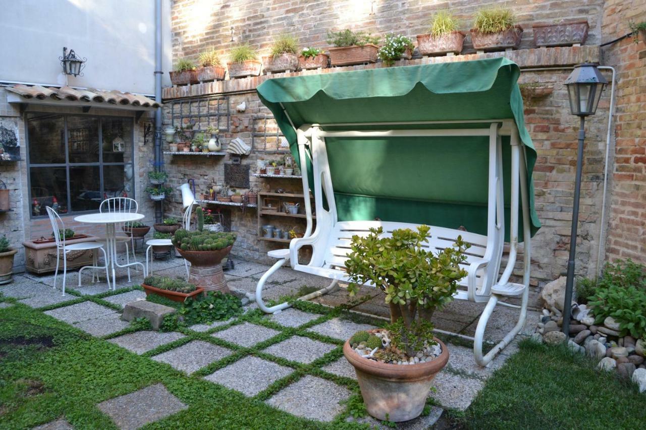مبيت وإفطار رافيننا Il Giardino Roccioso المظهر الخارجي الصورة