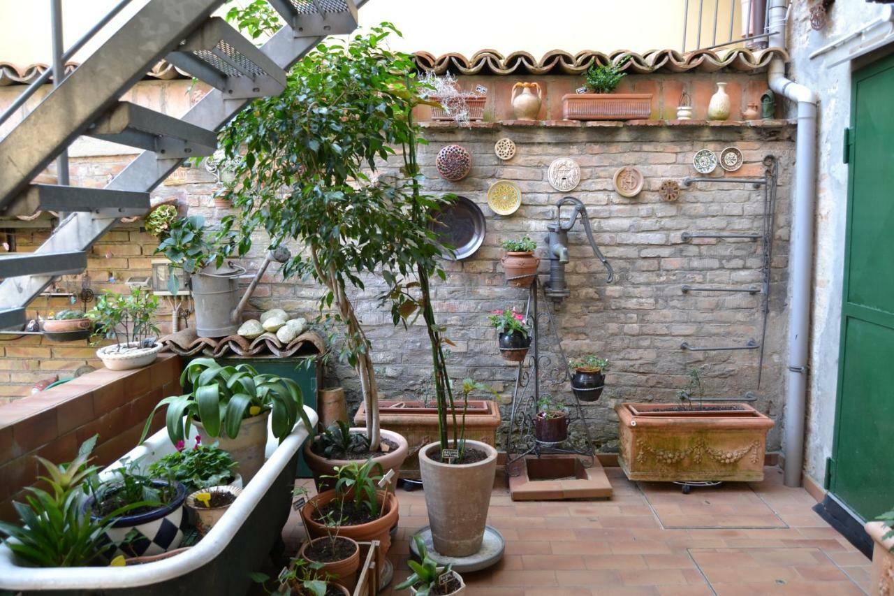 مبيت وإفطار رافيننا Il Giardino Roccioso المظهر الخارجي الصورة
